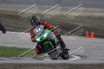 media/Nov-29-2025-TrackDaz (Sat) [[10ae2d9bce]]/B Group/Session 3 (Outside Grapevine)/